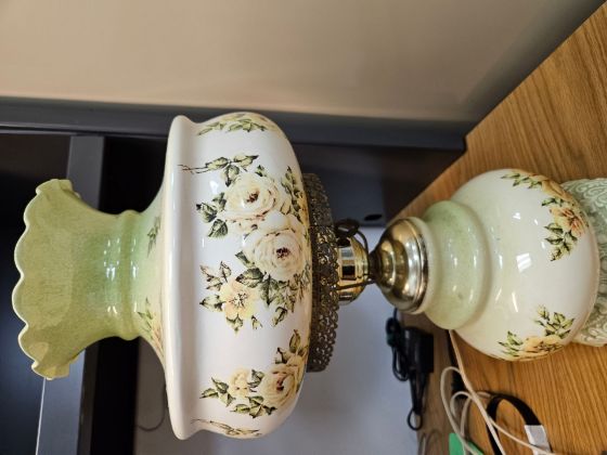 Picture of Hurricane lamp
