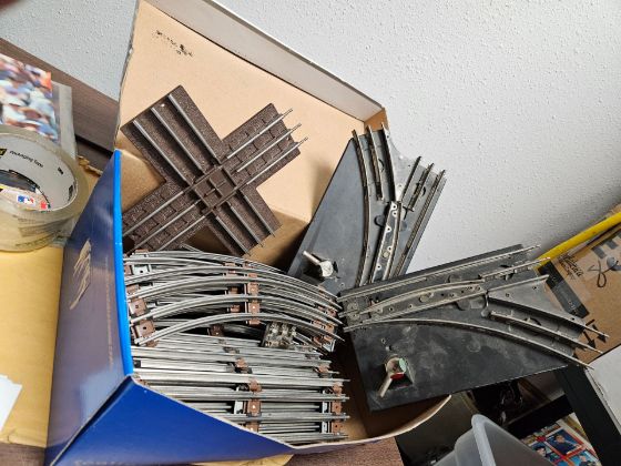 Picture of Lionel Track(Marx 0-27 gauge)