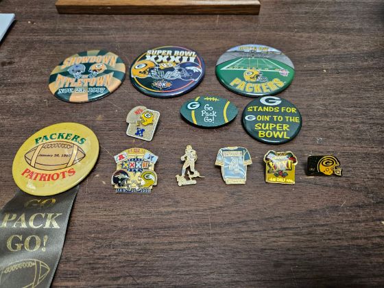 Picture of Packer pins/memoribilia