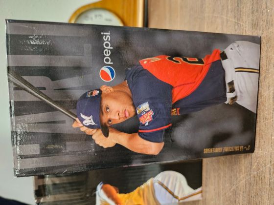 Picture of Carlos Gomez bobblehead(pepsi)