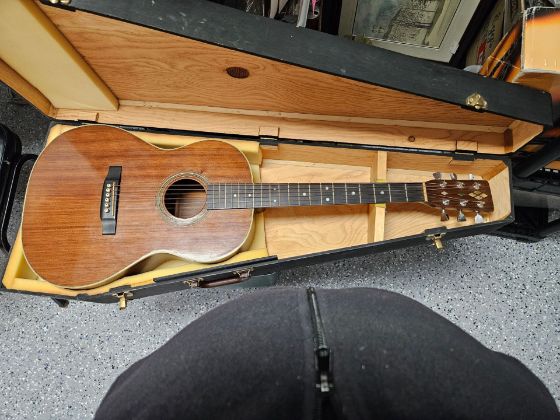 Picture of Acoustic guitar(Martin copy)